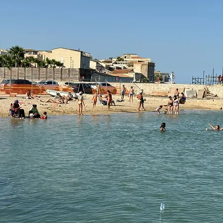 Beni's House * Syracuse